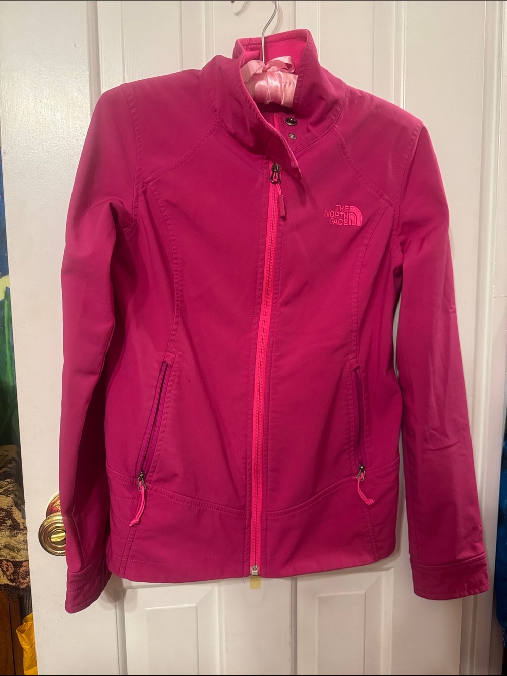 The North Face Women's Bright Pink Softshell Rain Water Resistant Jacket